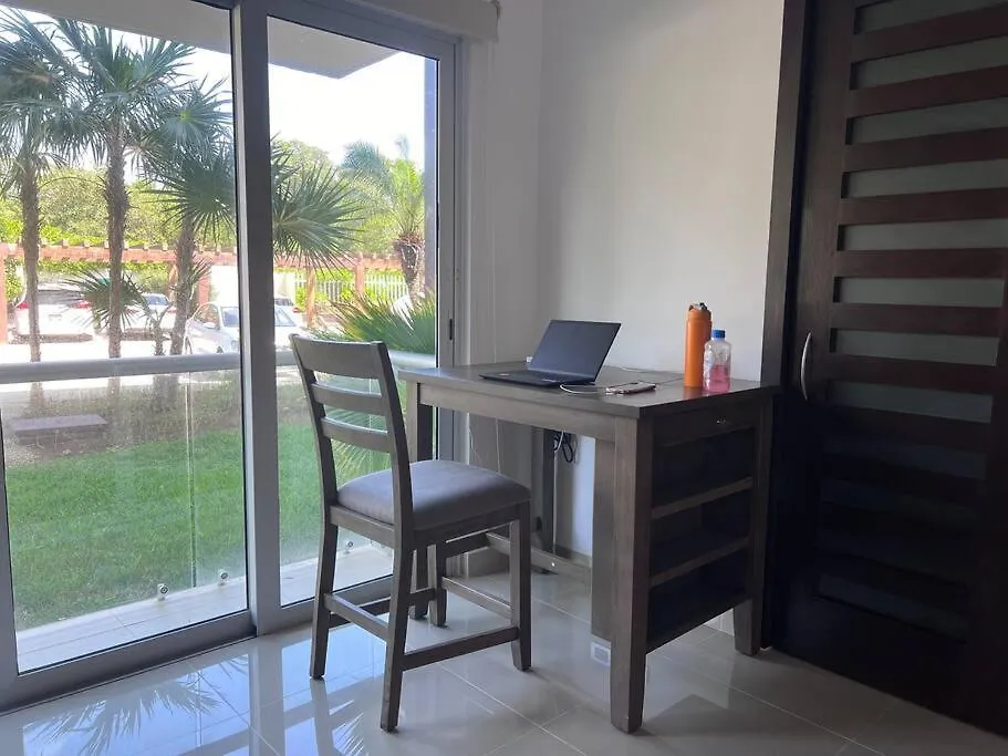 Oceanfront Walkout Pool Mareazul La Casa Bonita Apartment Playa del Carmen