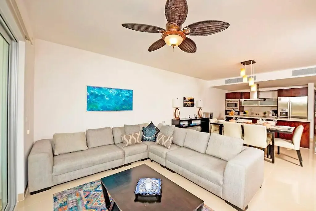 Oceanfront Walkout Pool Mareazul La Casa Bonita Apartment Playa del Carmen
