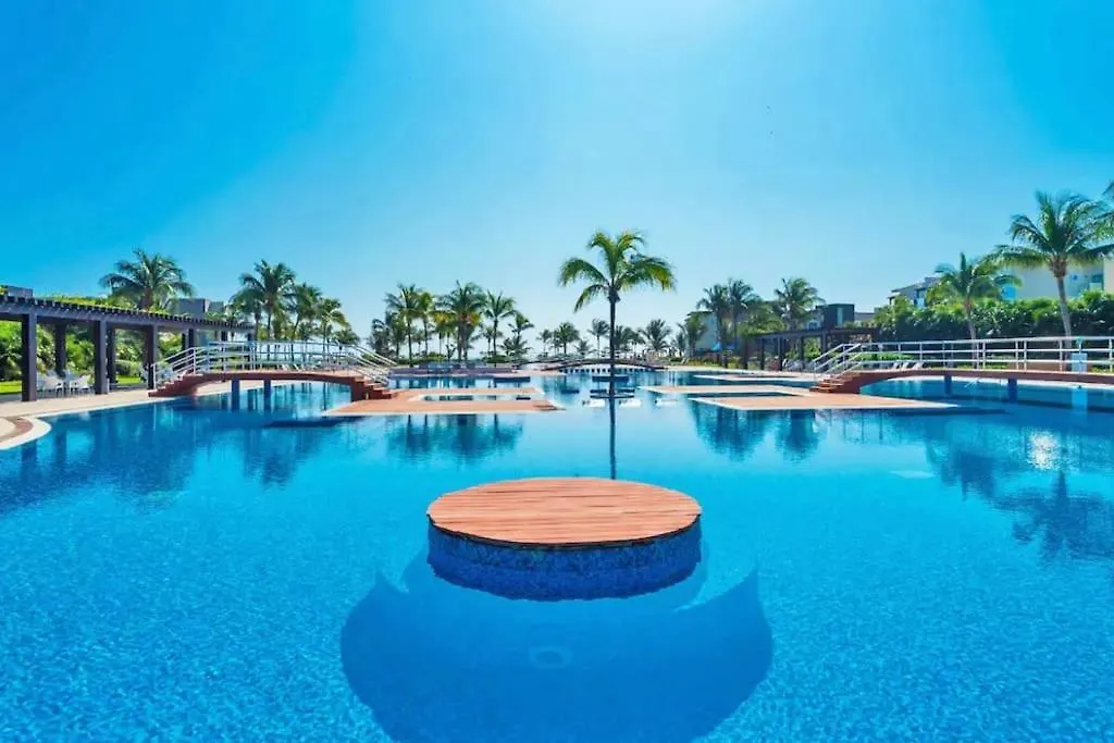 Oceanfront Walkout Pool Mareazul La Casa Bonita Apartment Playa del Carmen 0*,