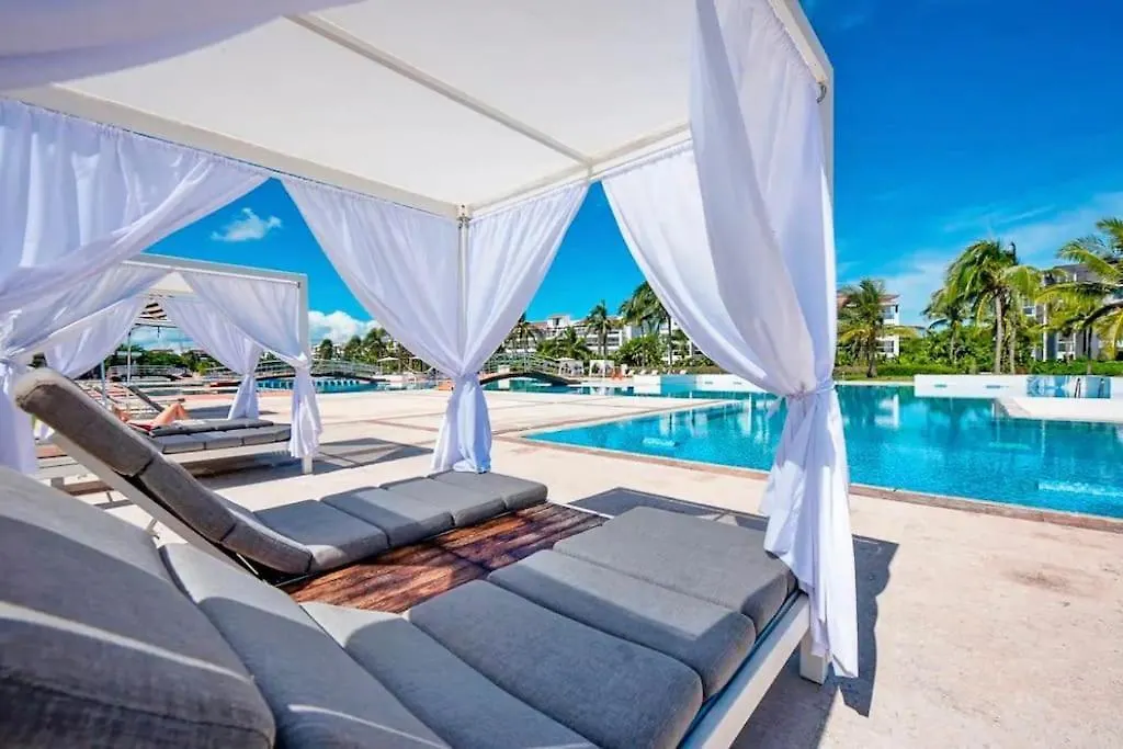 Oceanfront Walkout Pool Mareazul La Casa Bonita Apartment Playa del Carmen