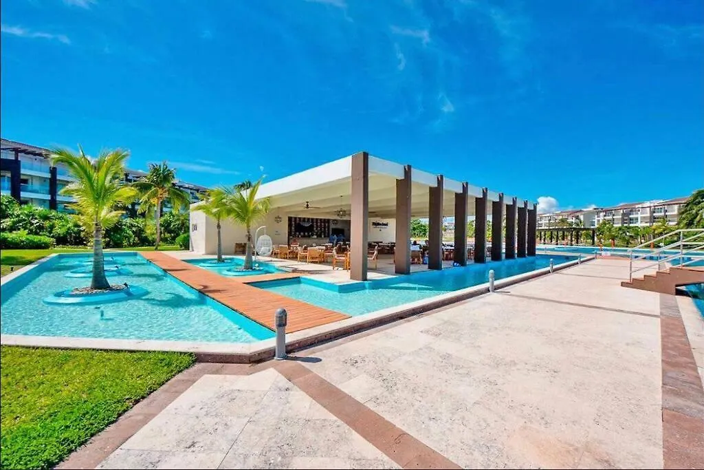 Oceanfront Walkout Pool Mareazul La Casa Bonita Apartment Playa del Carmen Mexico